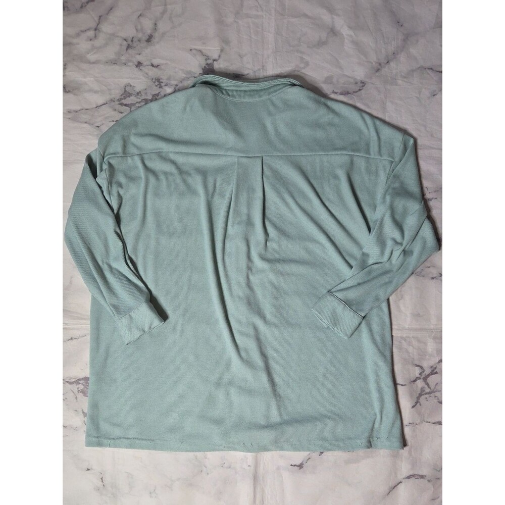 Pink Lily Mint Ribbed Button Front Top - Picture 7 of 8